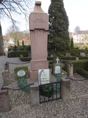 Bild 6 Das Grab von Niels Kjeldsen und seinem Bruder. (Quelle Foto Ejnar Steen Hansen)